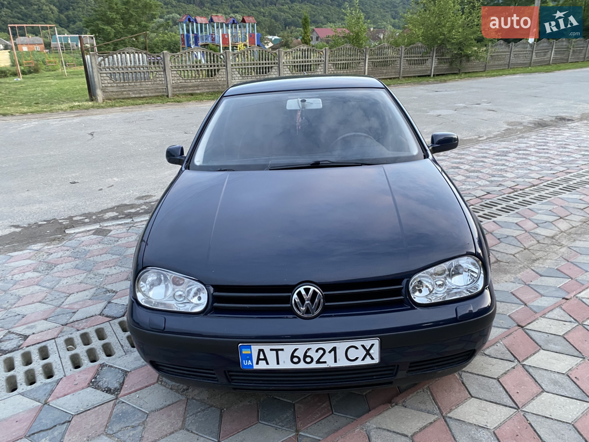 Volkswagen Golf, 2000