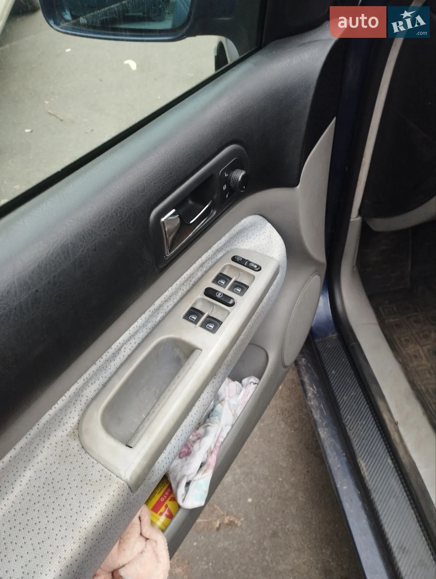 Volkswagen Golf, 2000