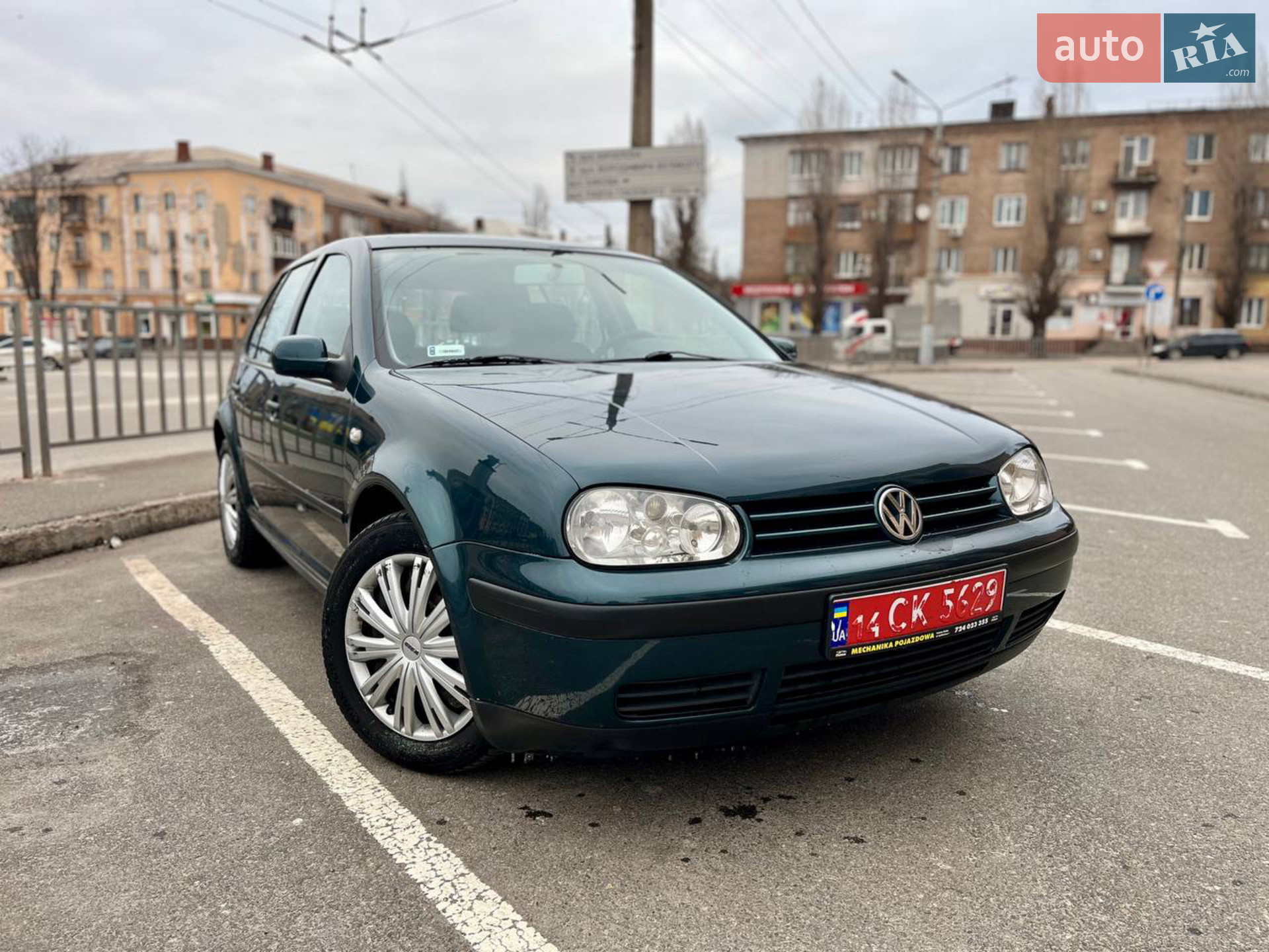 Volkswagen Golf, 2001