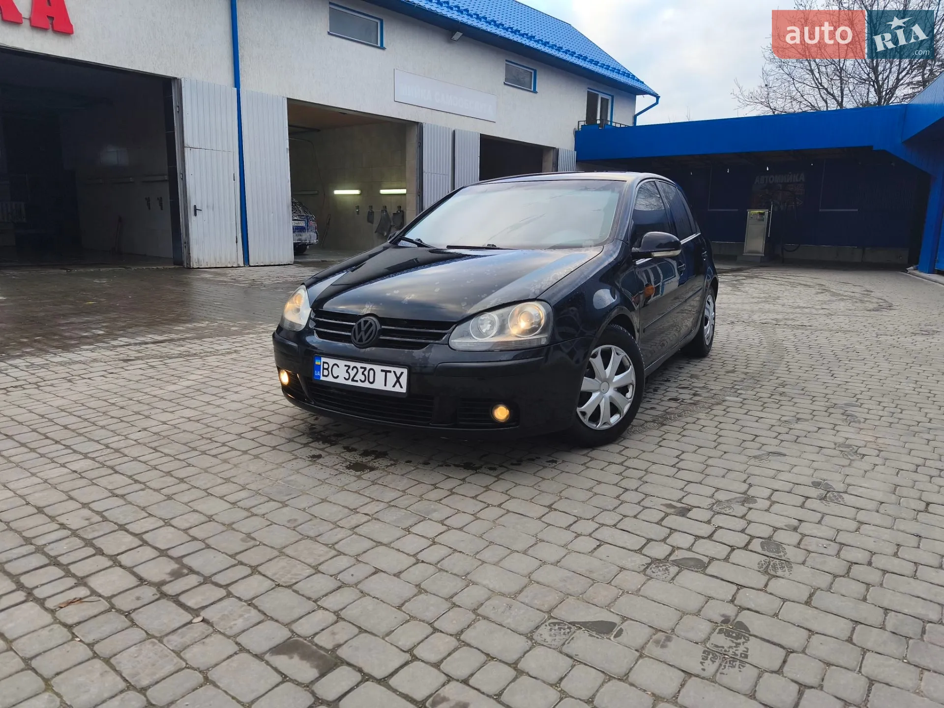 Volkswagen Golf, 2004