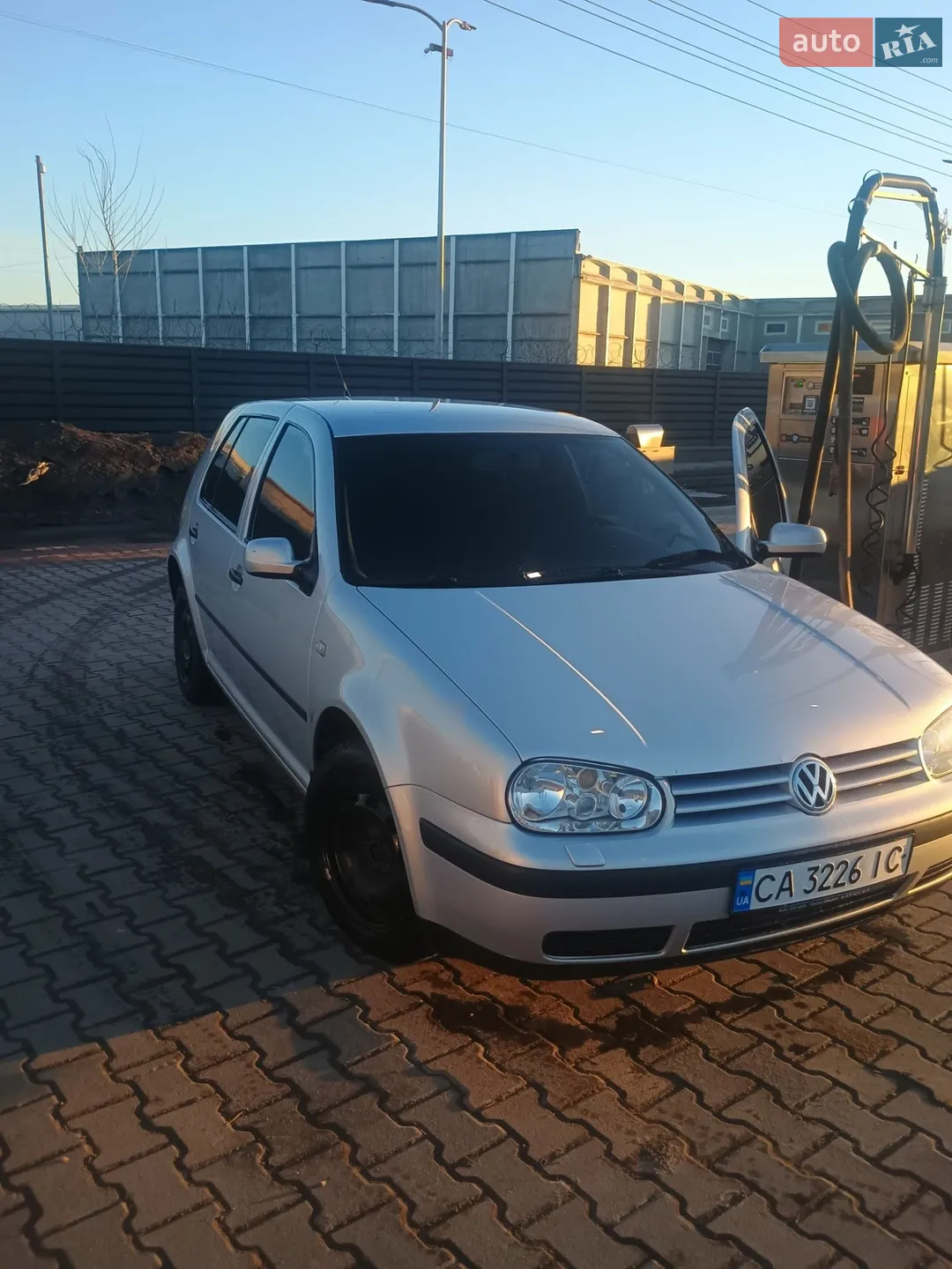 Volkswagen Golf, 2000