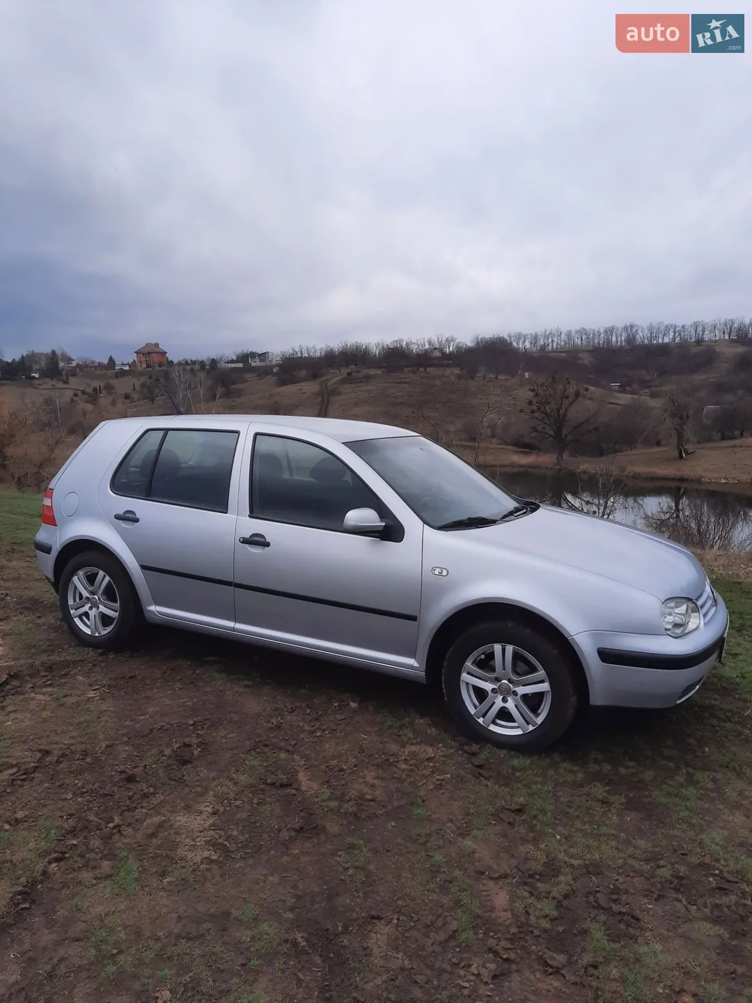 Volkswagen Golf, 2002