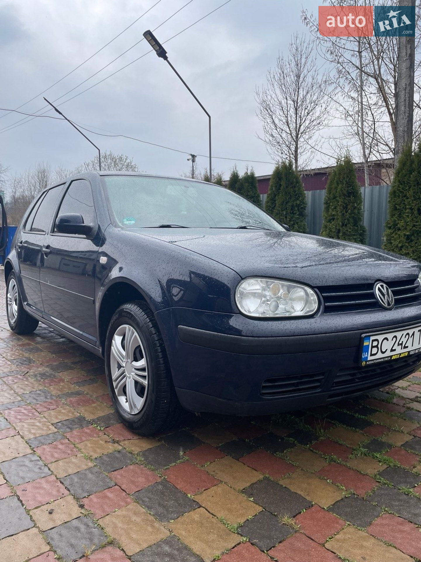 Volkswagen Golf, 2002