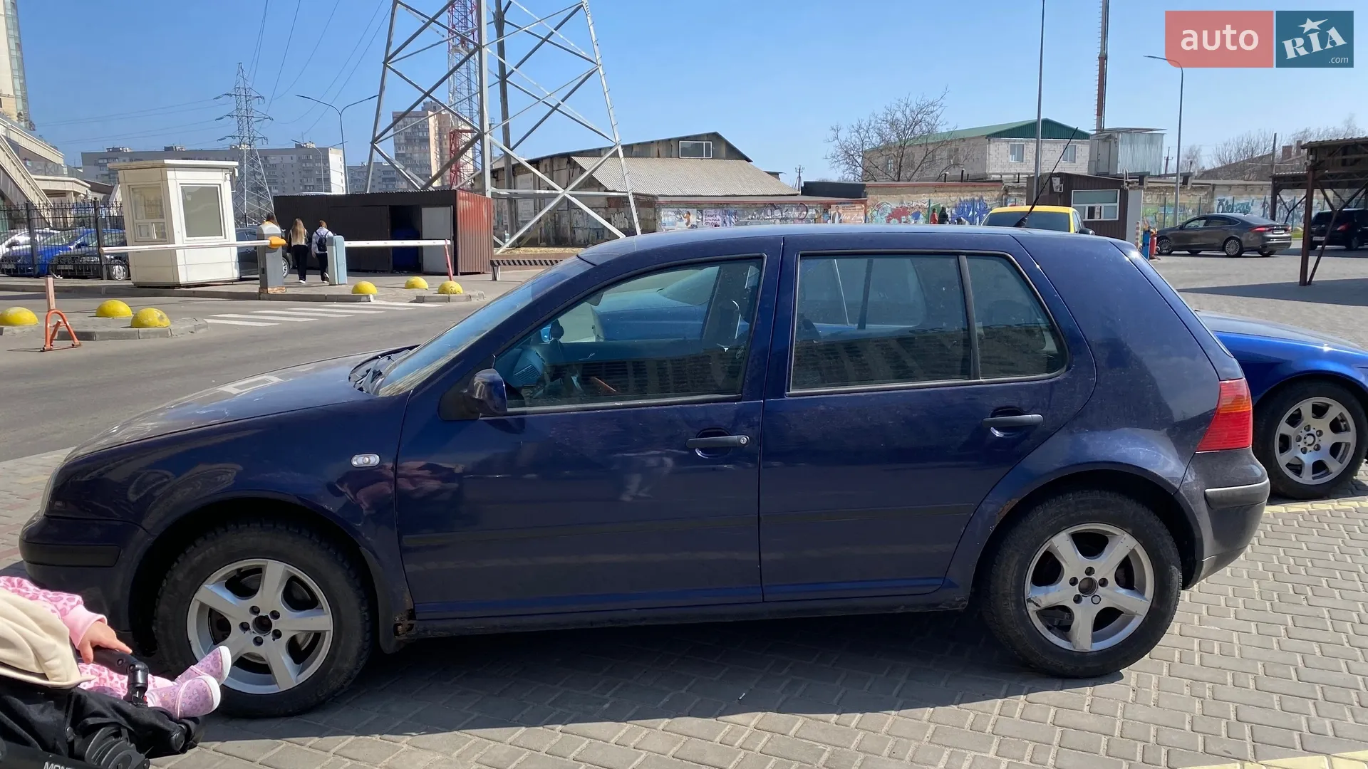 Volkswagen Golf, 2001