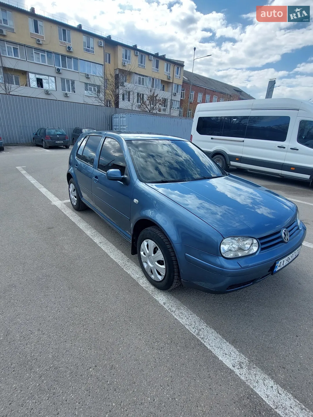 Volkswagen Golf, 2003