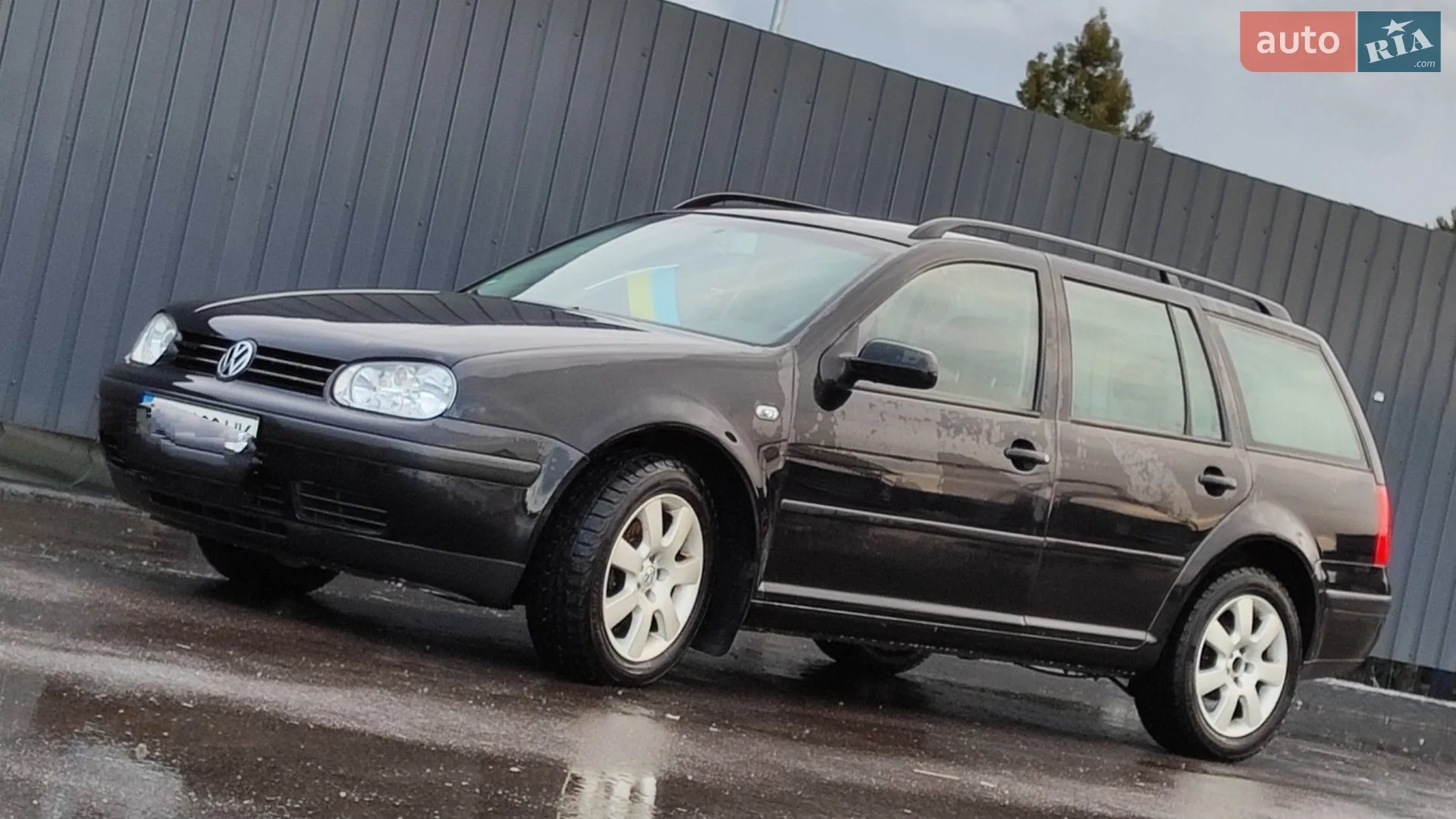 Volkswagen Golf, 2004