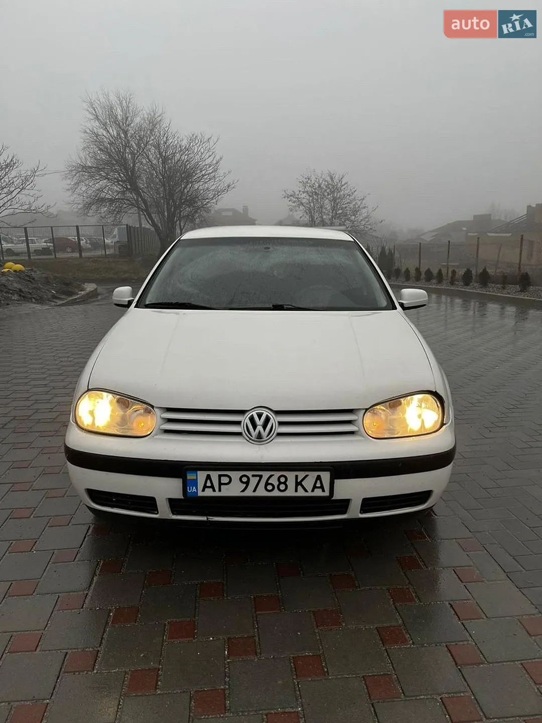 Volkswagen Golf, 1998