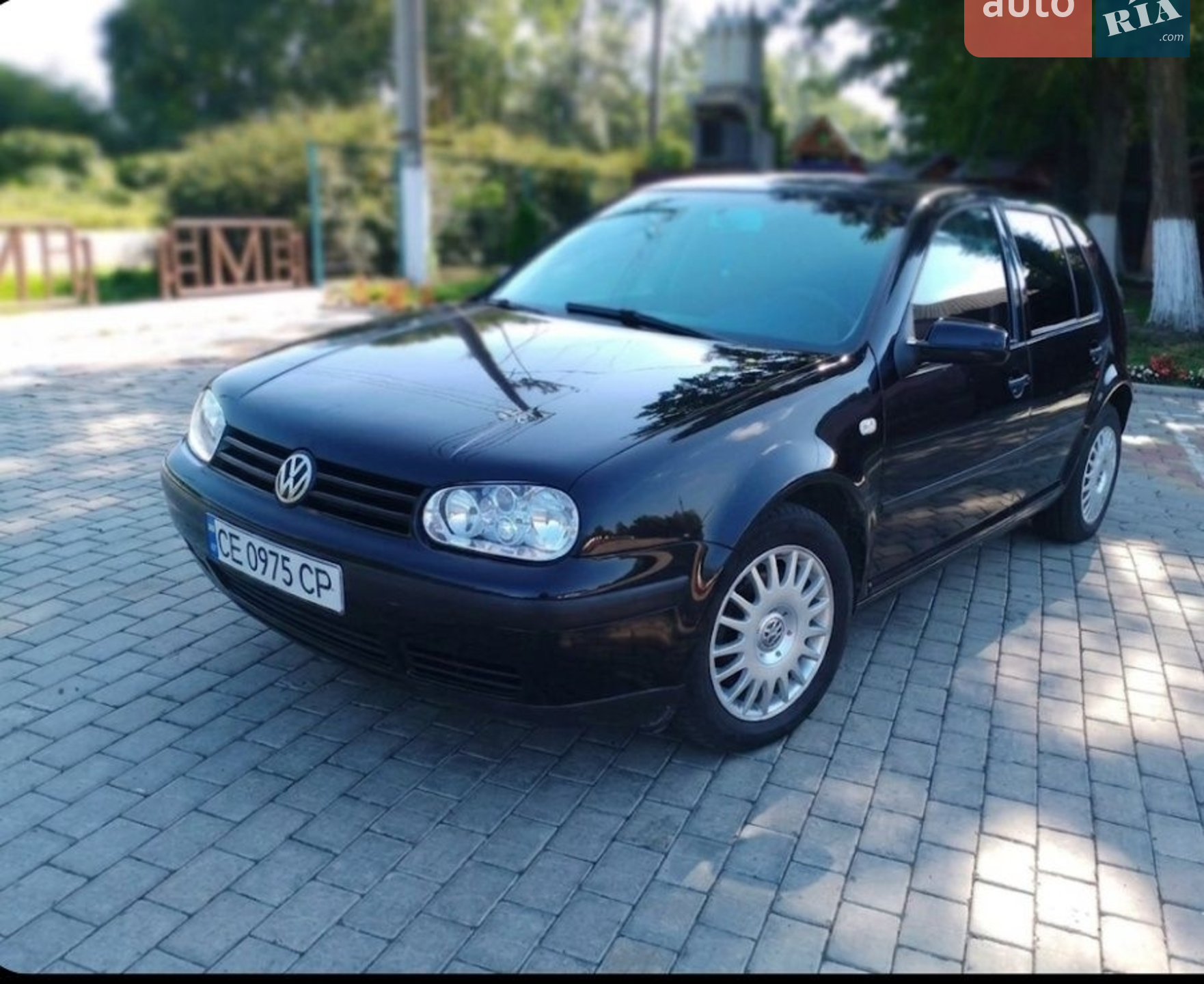 Volkswagen Golf, 2000