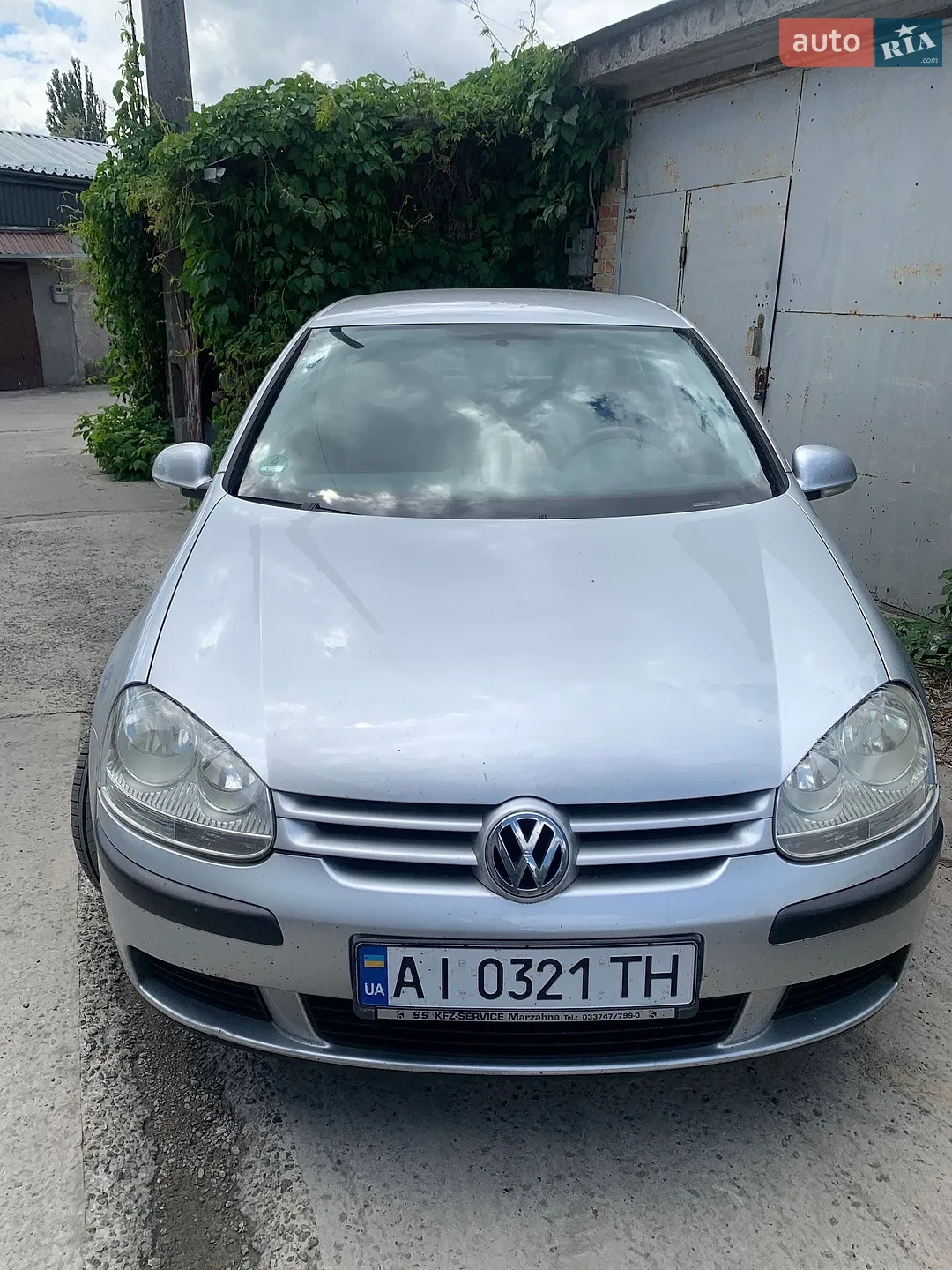 Volkswagen Golf, 2004