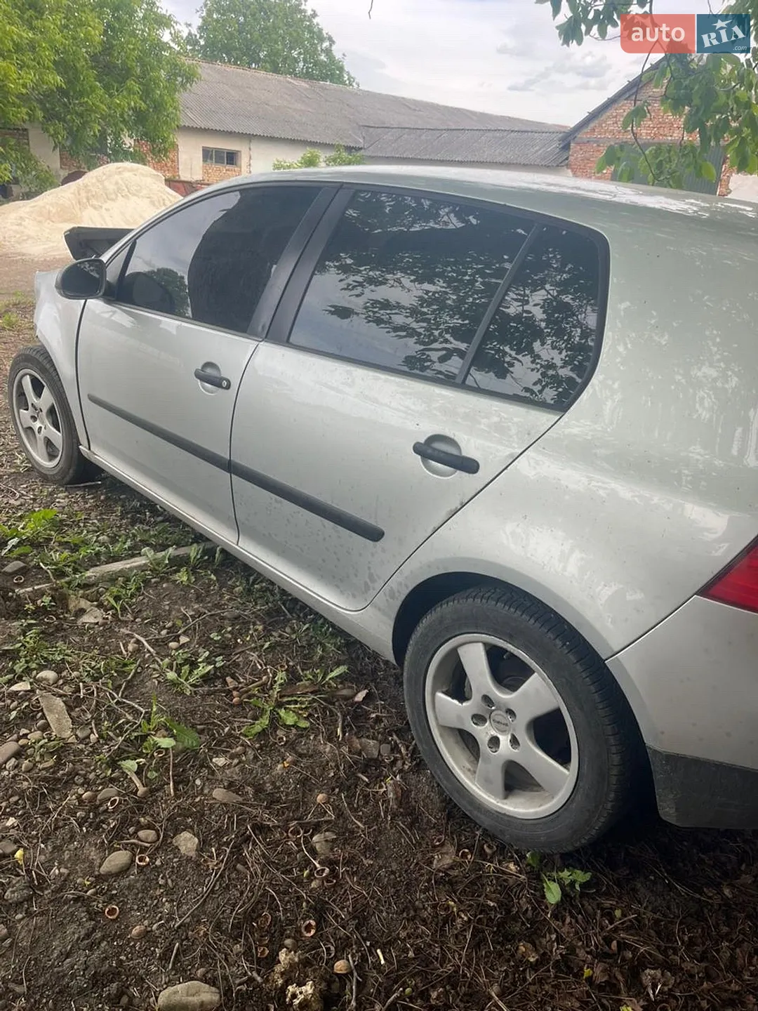 Volkswagen Golf, 2004