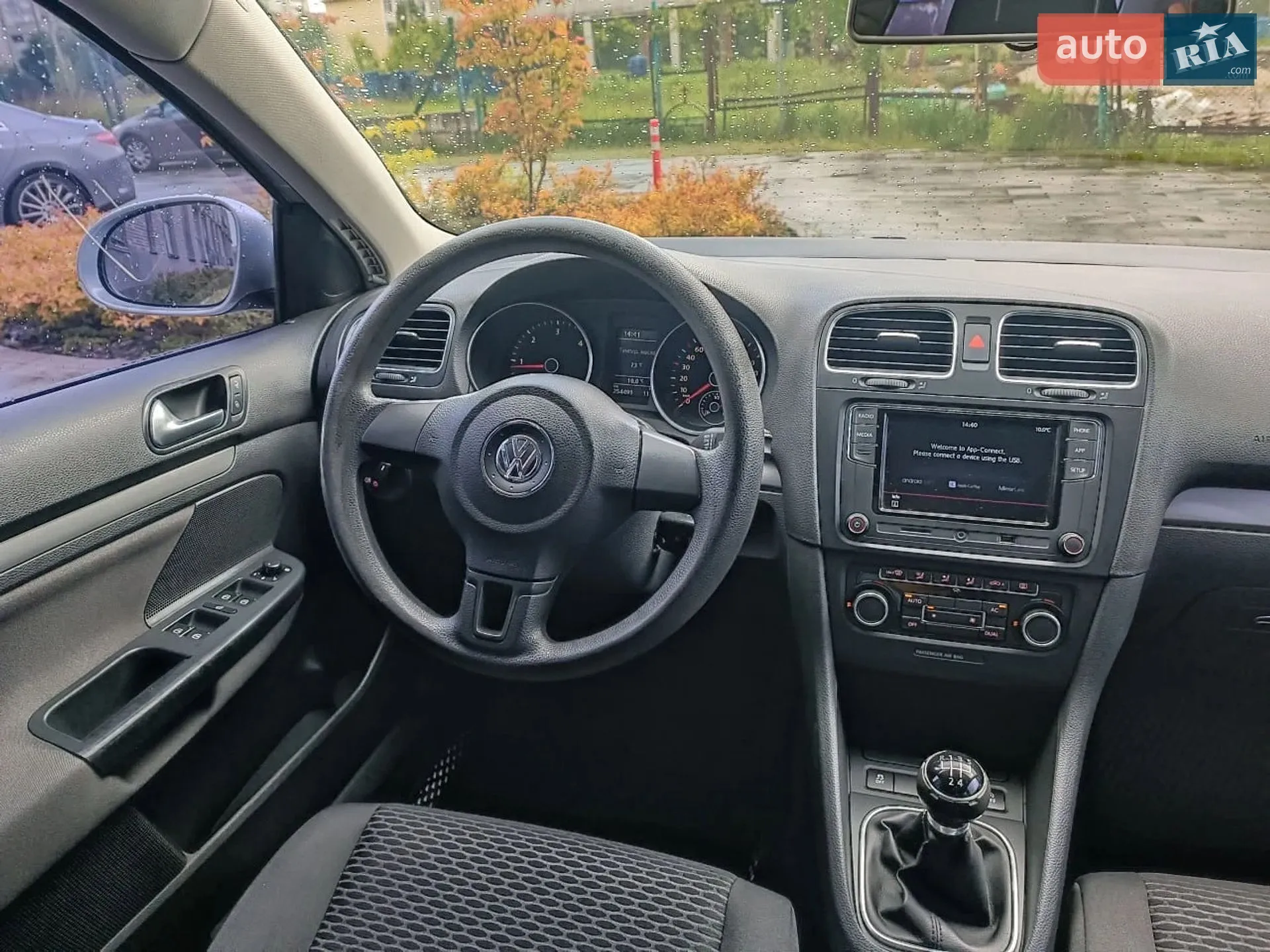 Volkswagen Golf, 2011