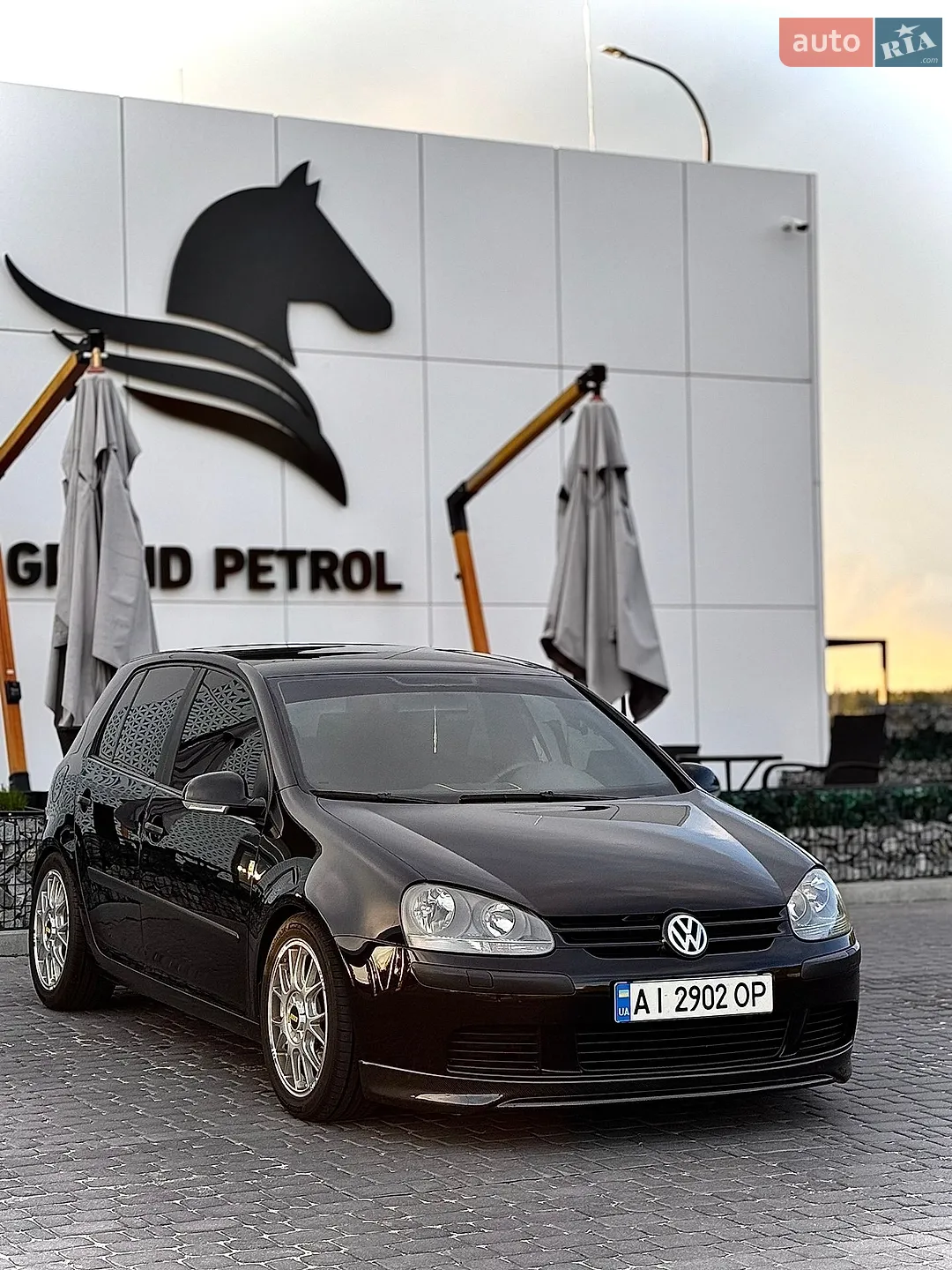 Volkswagen Golf, 2004