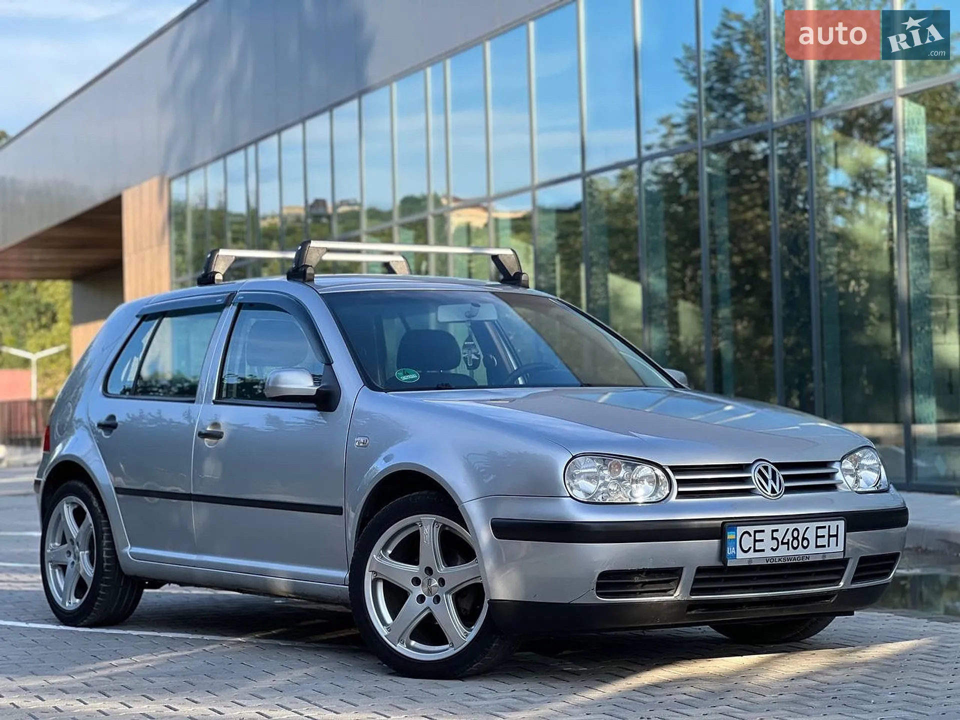 Volkswagen Golf, 2002