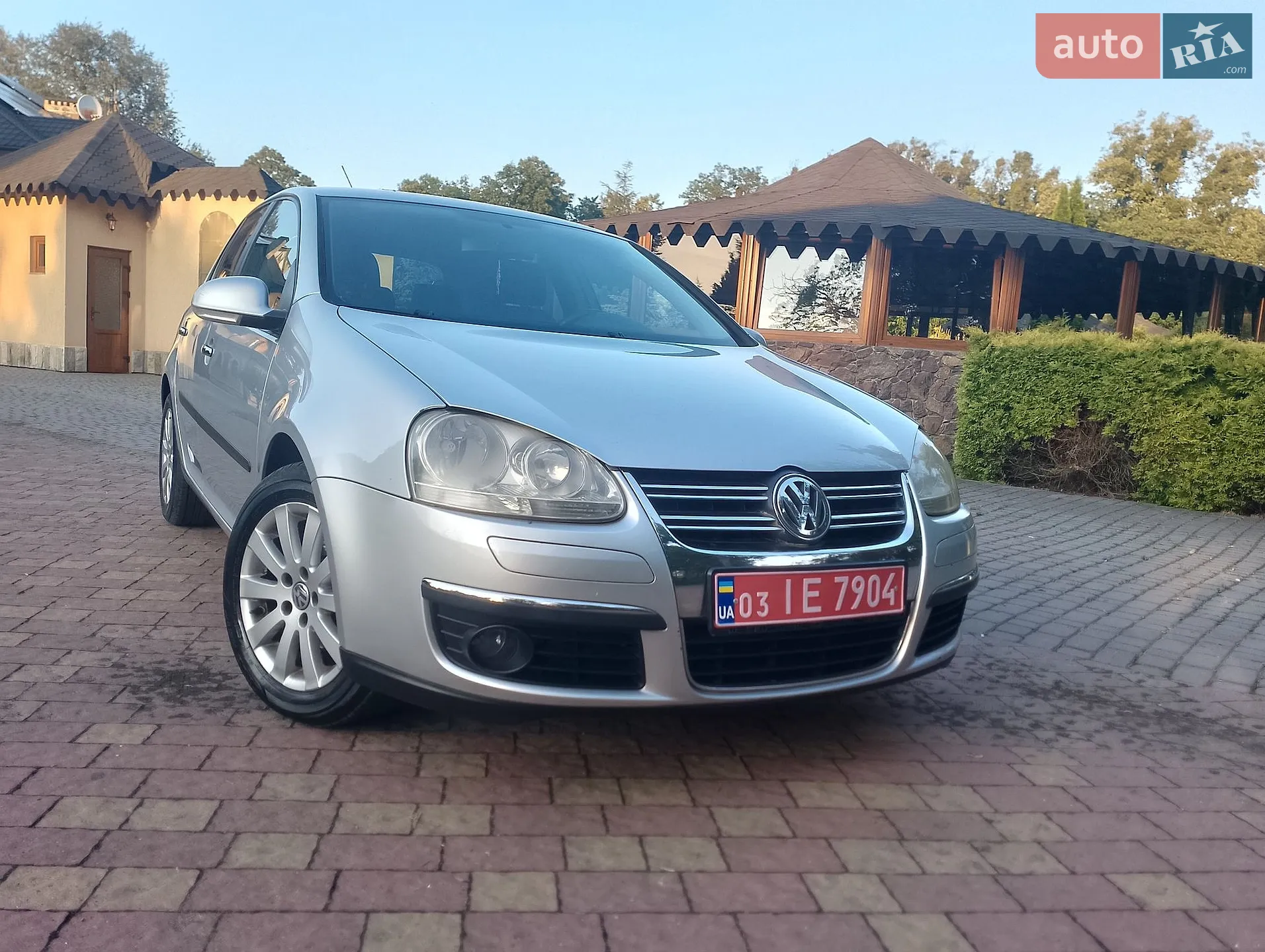 Volkswagen Golf, 2005