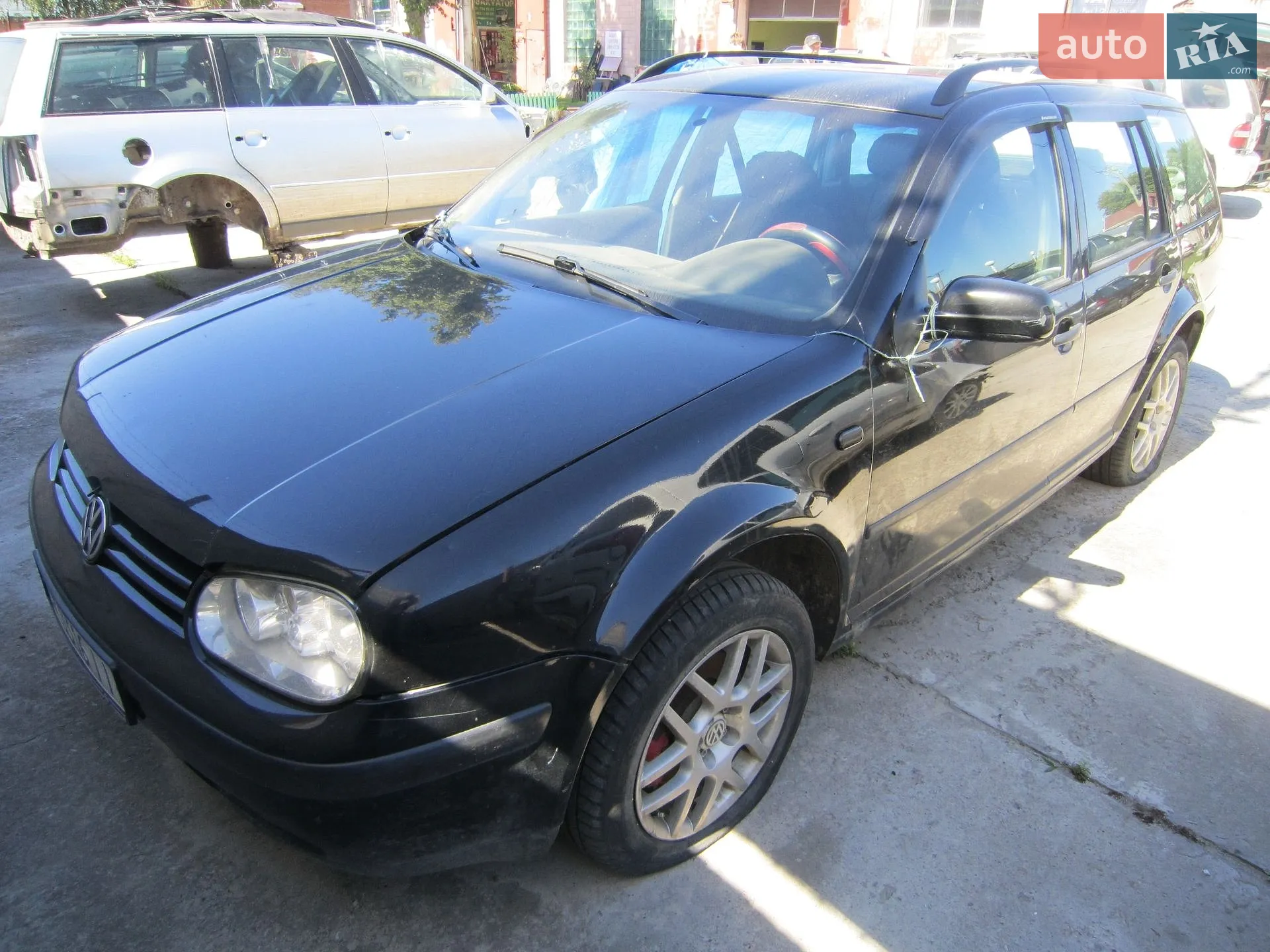 Volkswagen Golf, 2001