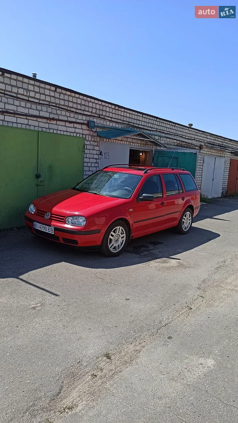 Volkswagen Golf, 2001