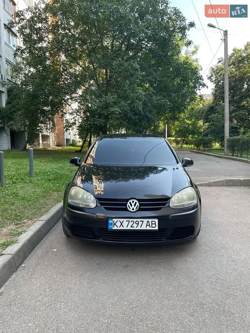 Volkswagen Golf, 2003