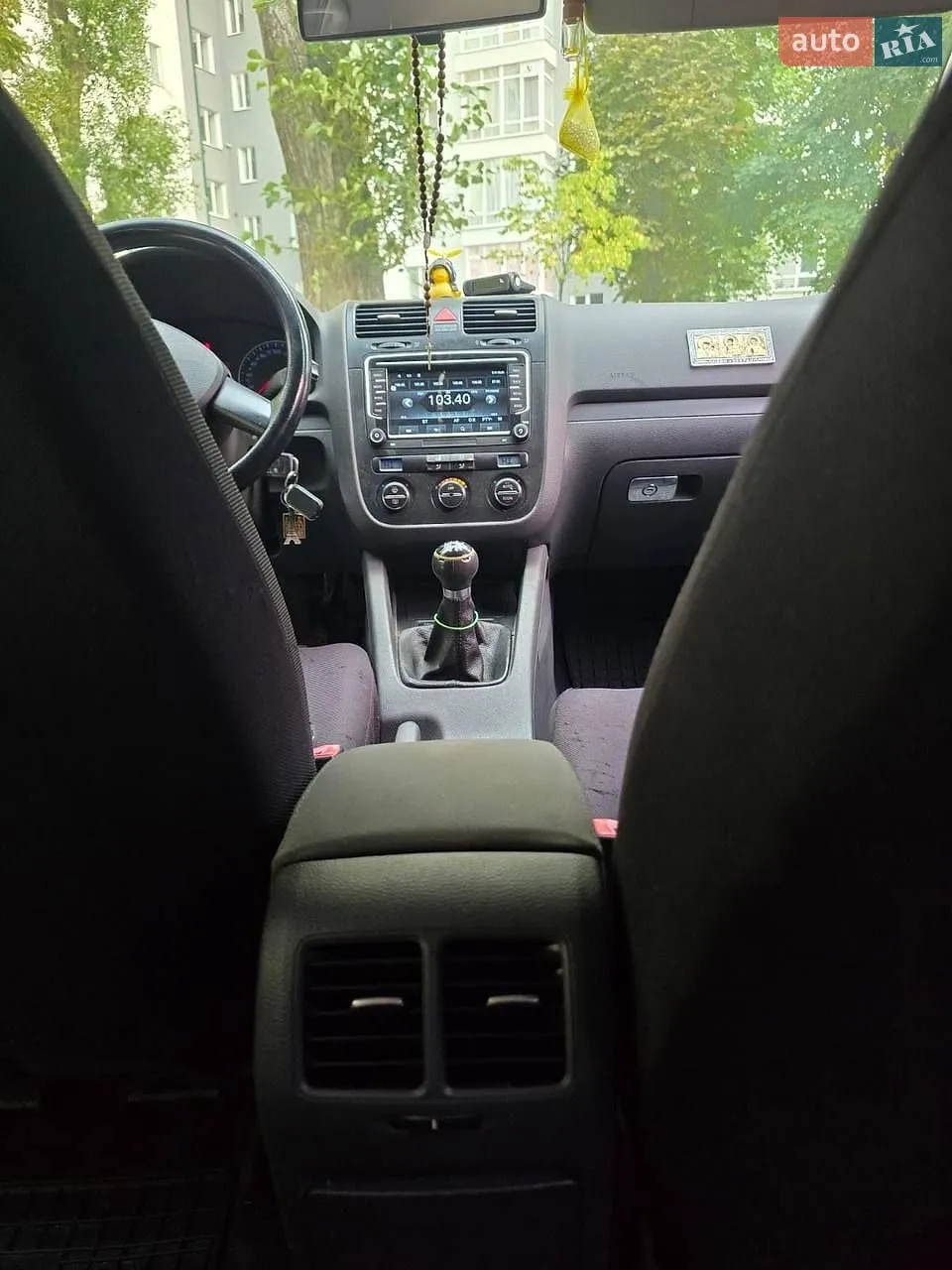 Volkswagen Golf, 2005