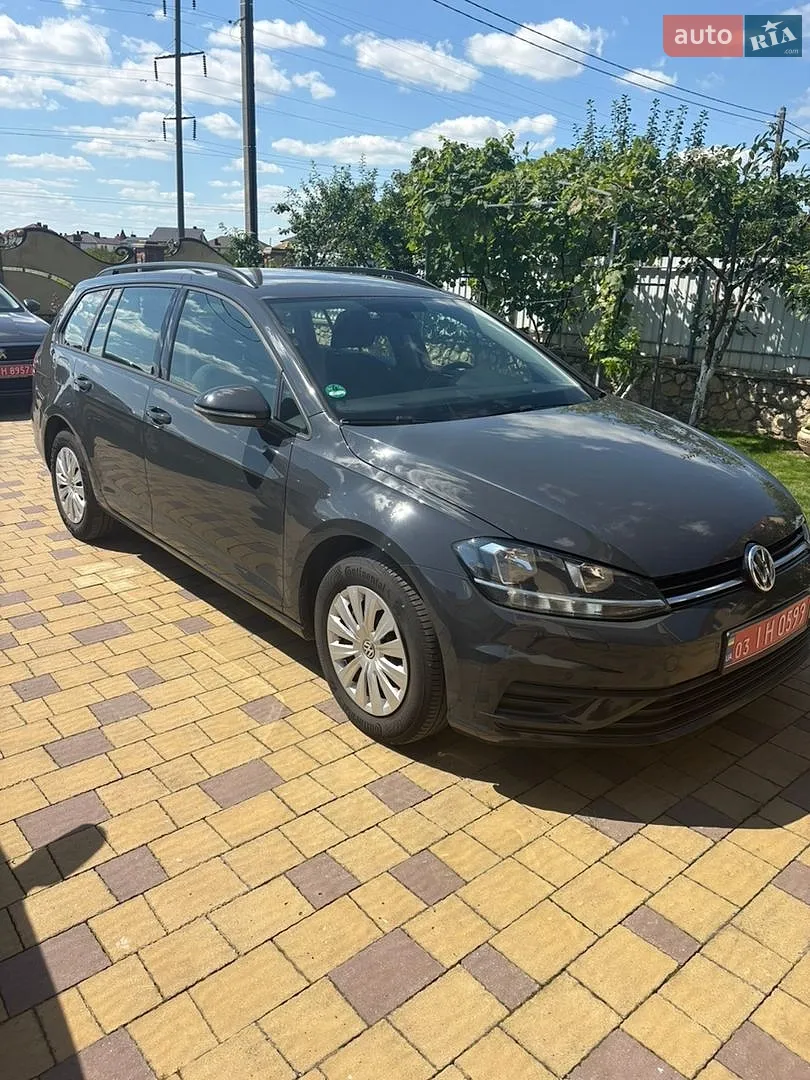 Volkswagen Golf, 2019