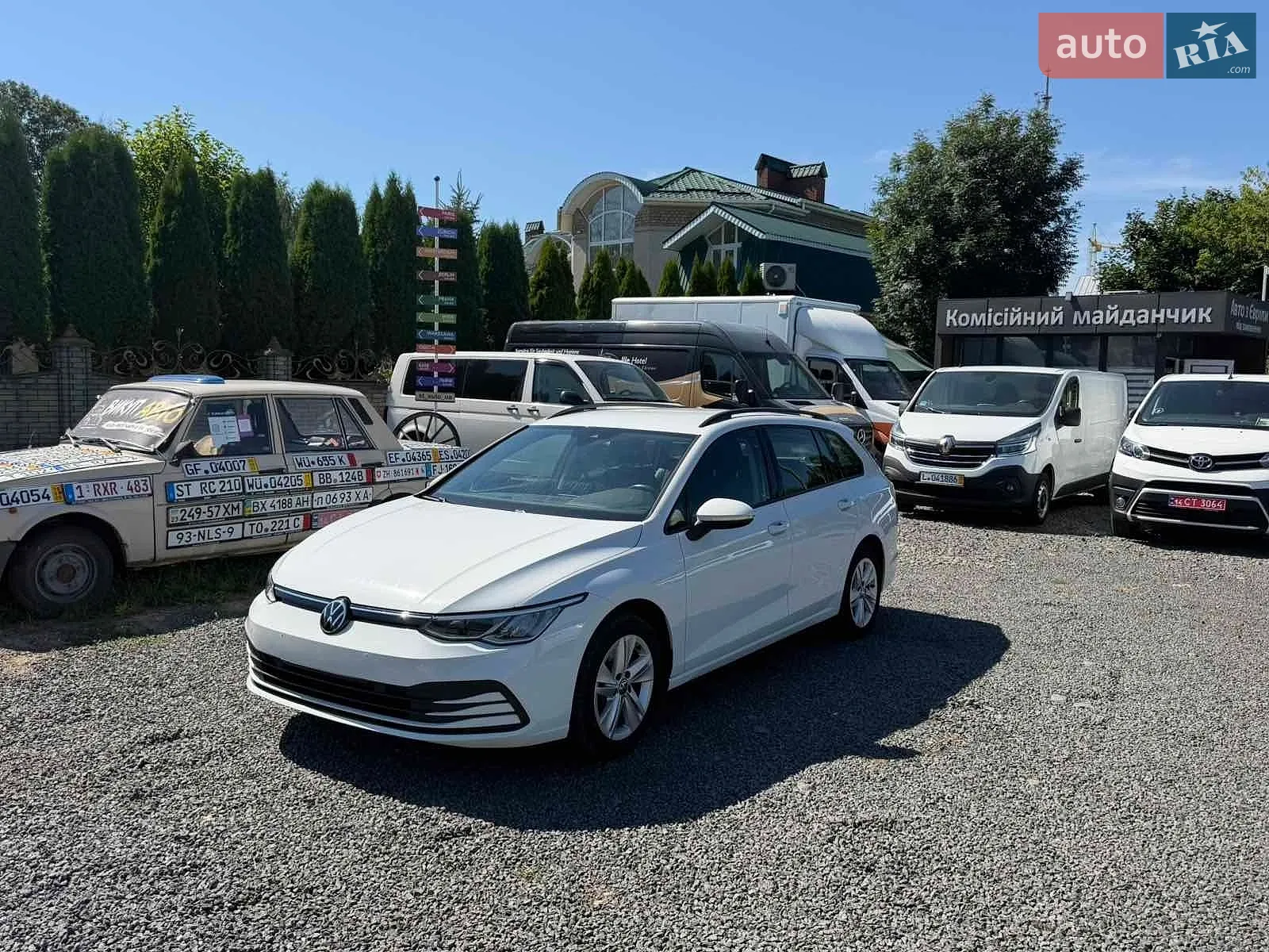 Volkswagen Golf 2021 — 1