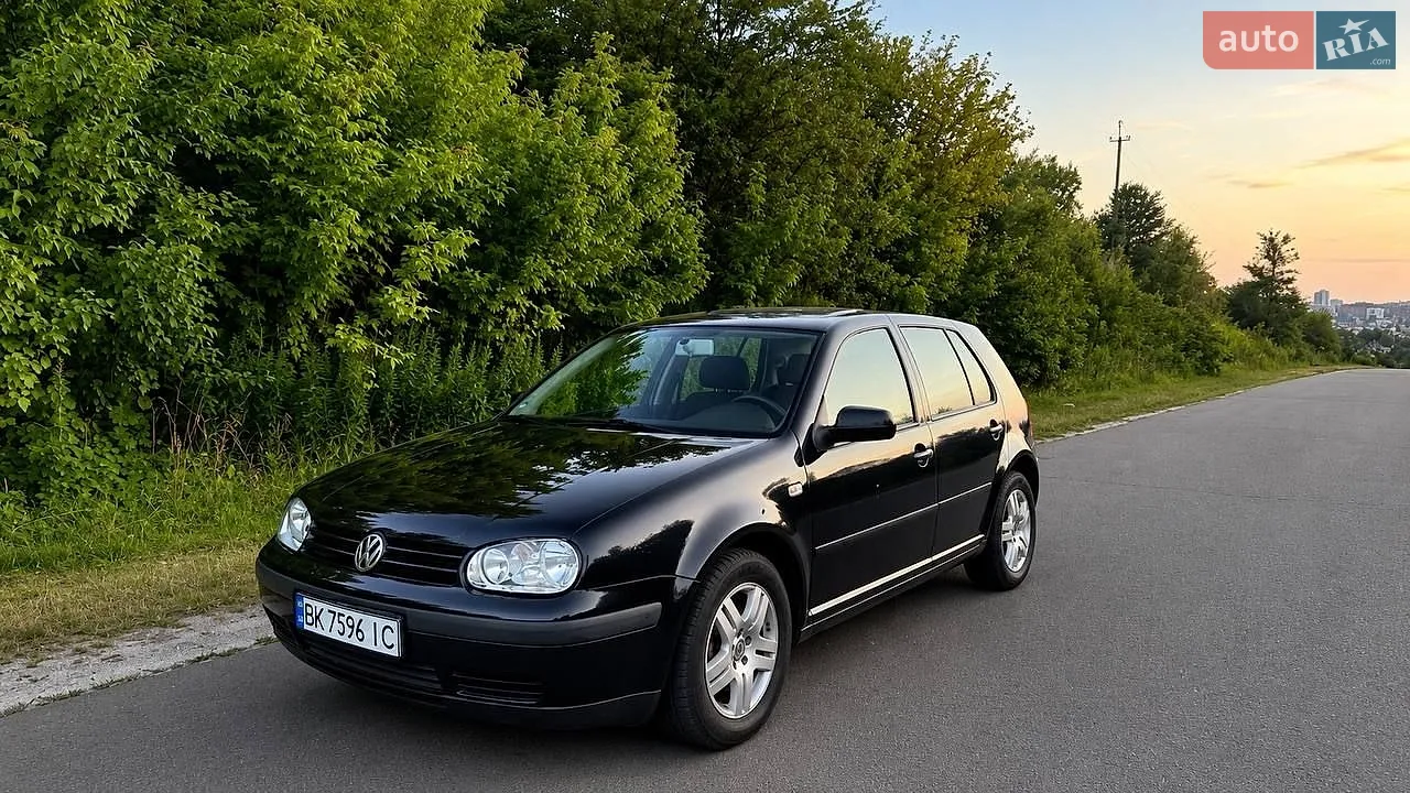 Volkswagen Golf, 2002