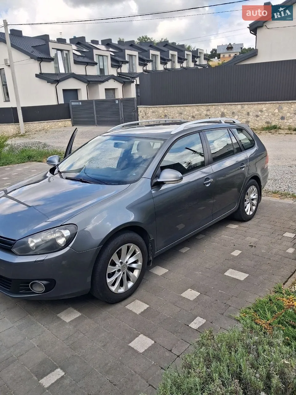 Volkswagen Golf, 2011