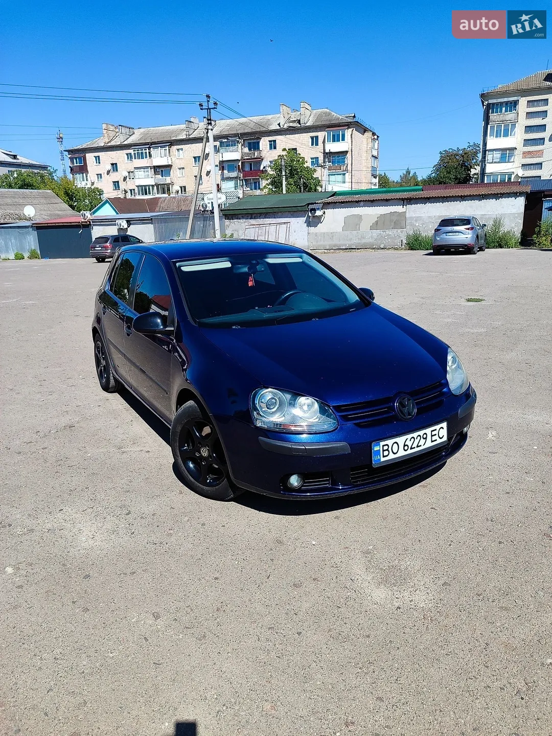 Volkswagen Golf, 2004