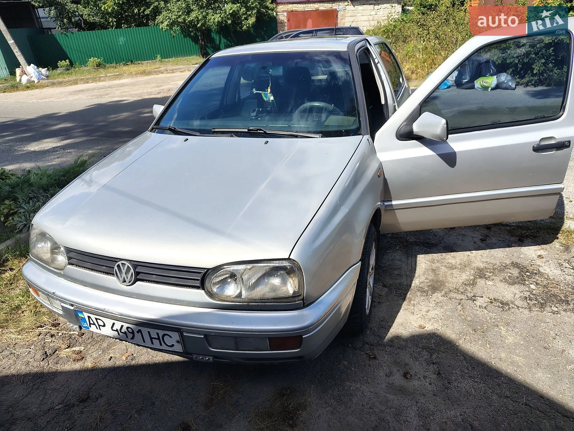 Volkswagen Golf, 1998