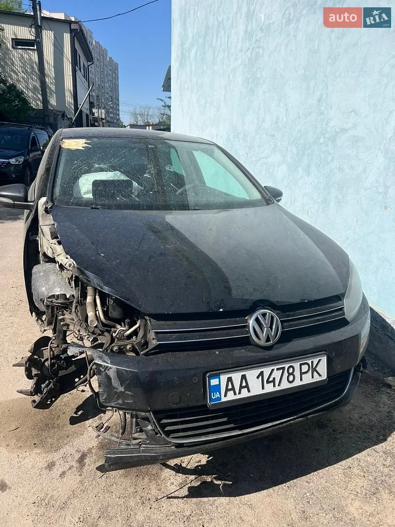 Volkswagen Golf, 2011