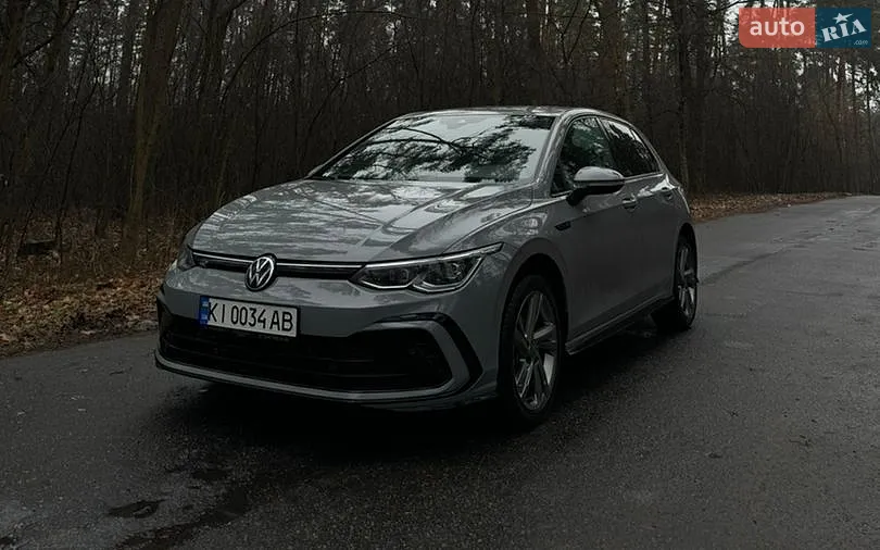 Volkswagen Golf, 2021