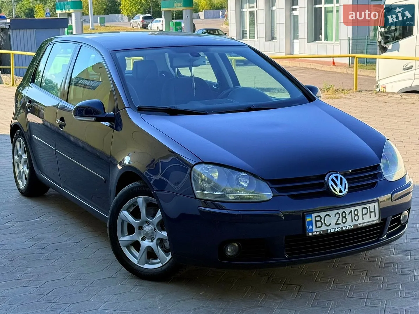 Volkswagen Golf, 2003