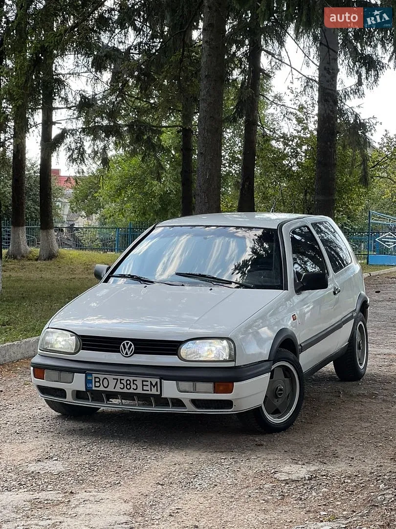Volkswagen Golf, 1992