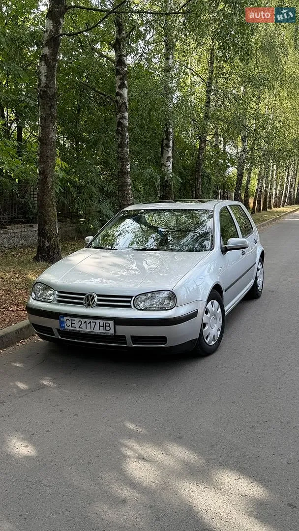 Volkswagen Golf, 2001