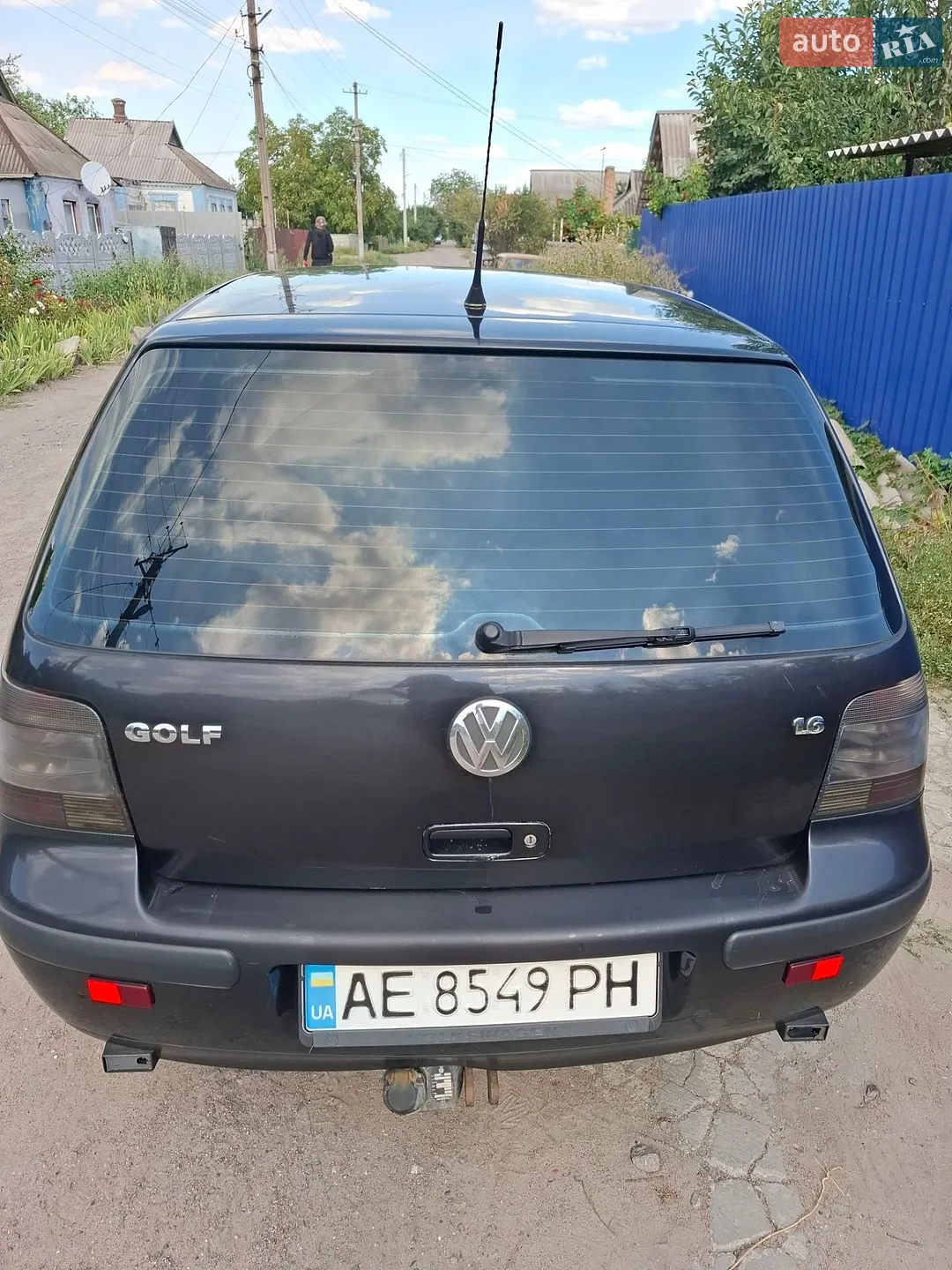 Volkswagen Golf, 2001