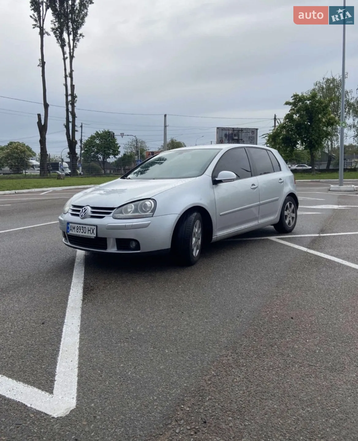 Volkswagen Golf, 2004