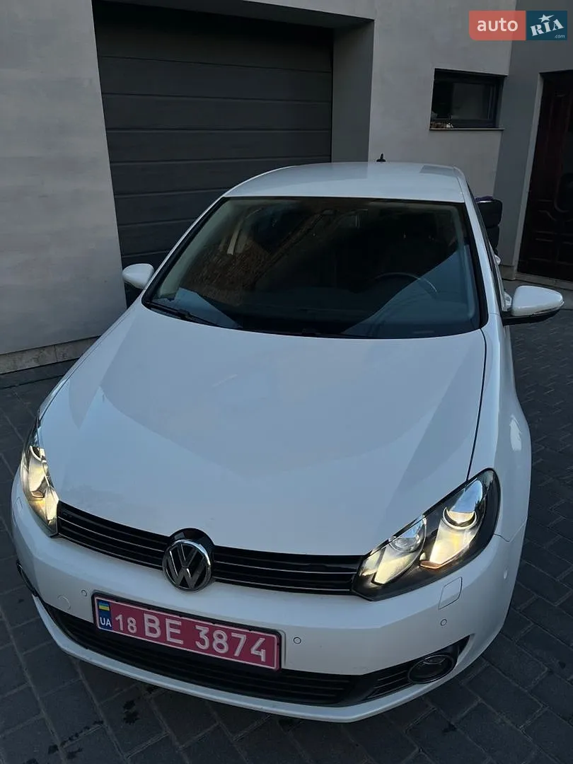 Volkswagen Golf, 2011