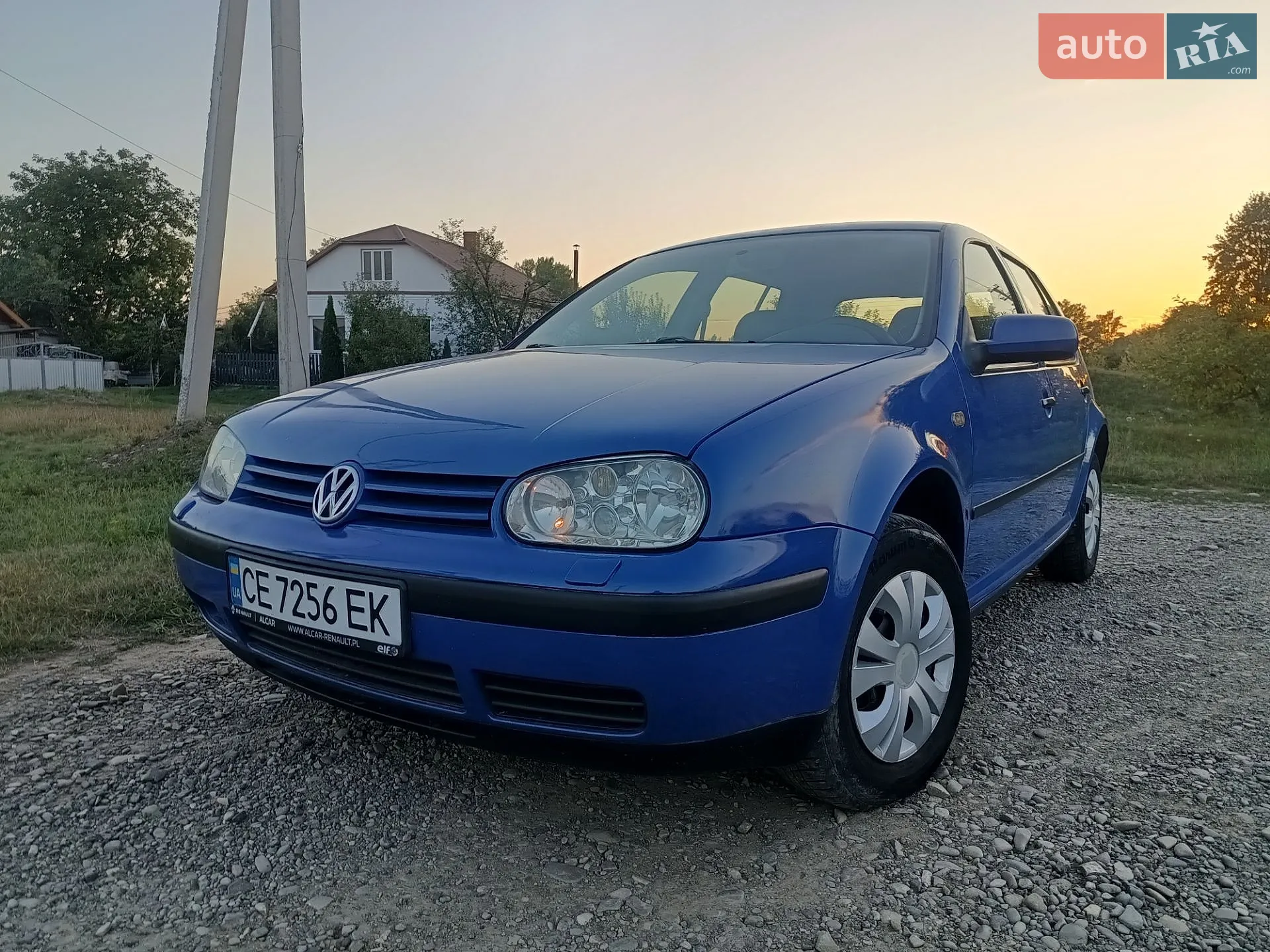 Volkswagen Golf, 1998
