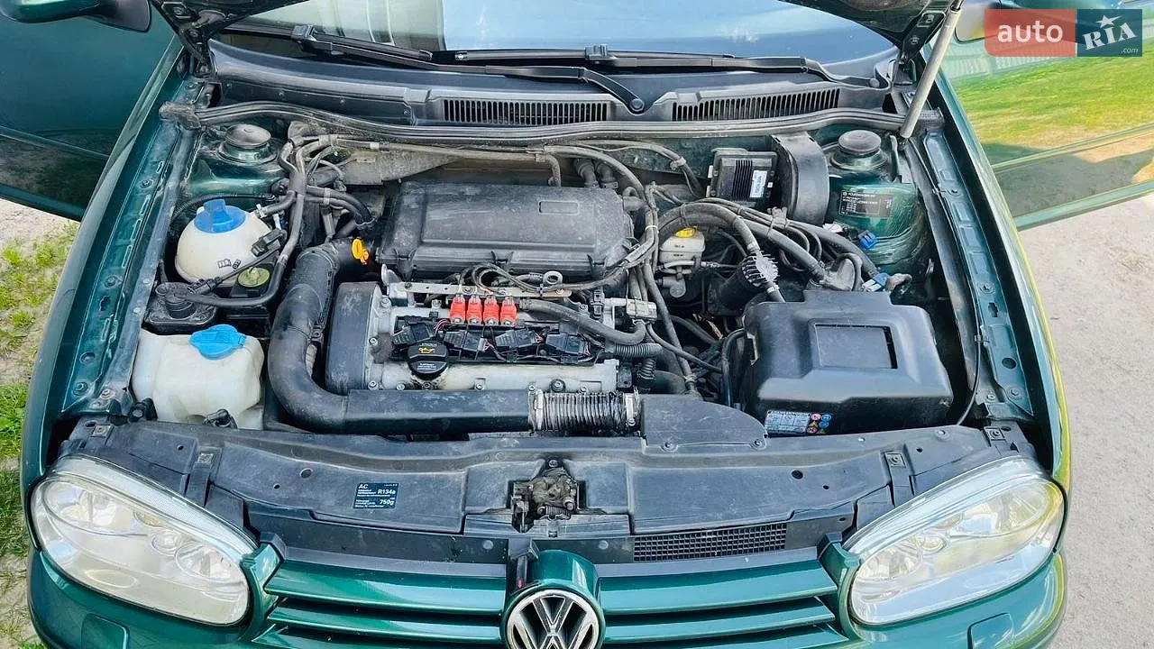 Volkswagen Golf, 2003