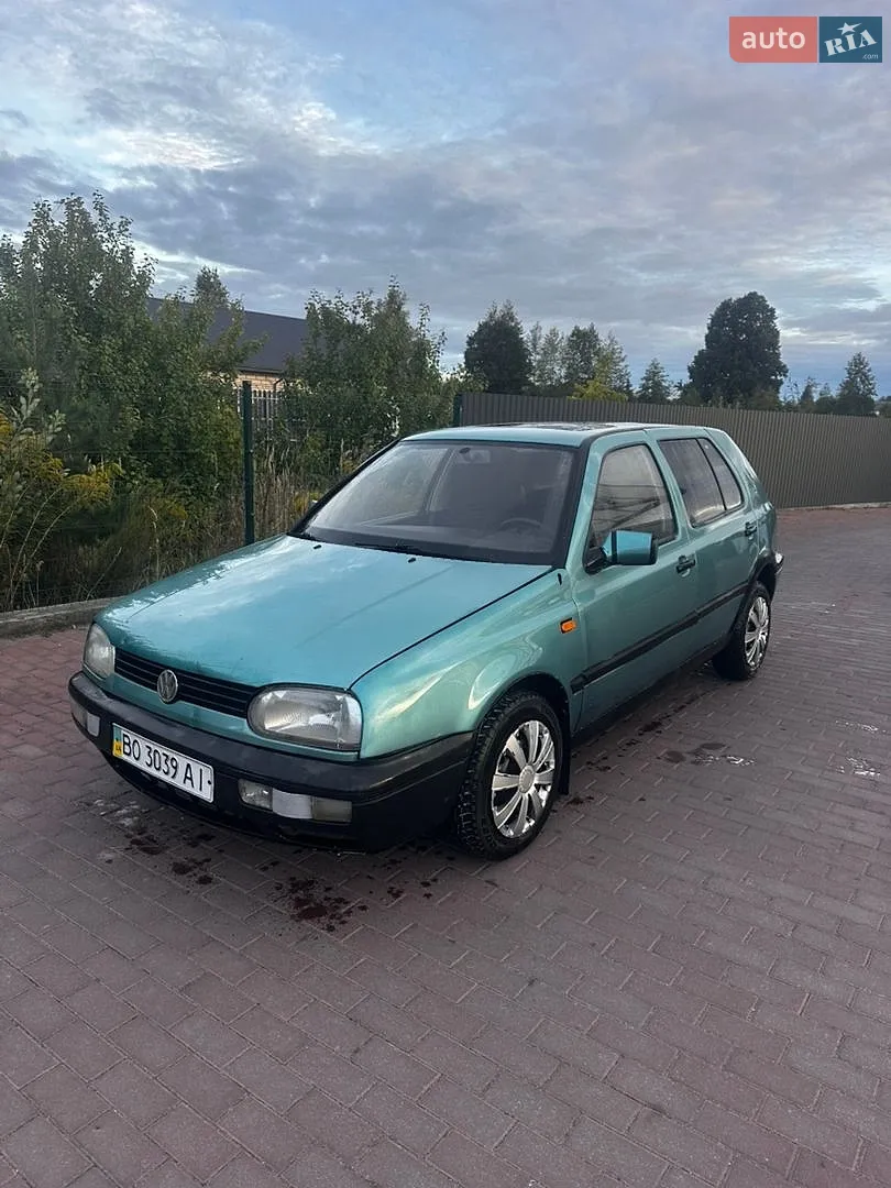 Volkswagen Golf, 1993