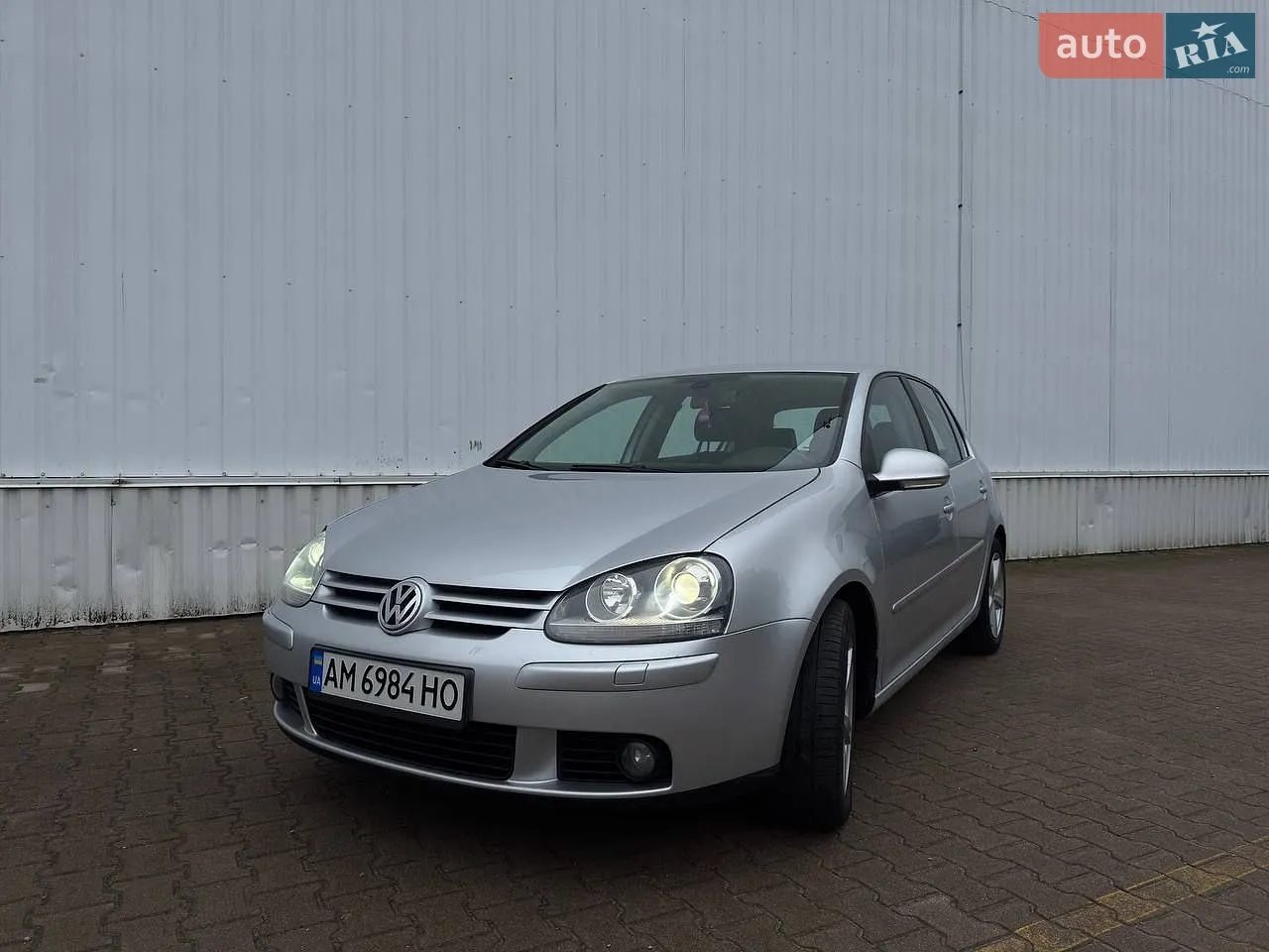 Volkswagen Golf, 2005