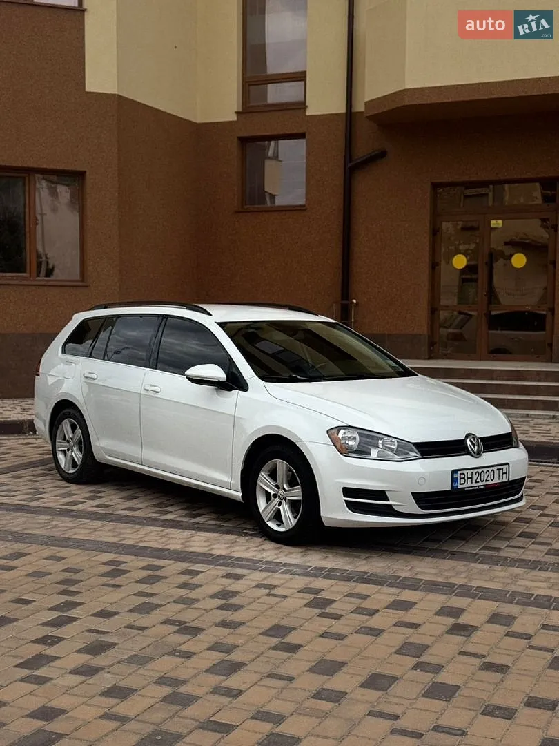 Volkswagen Golf, 2015