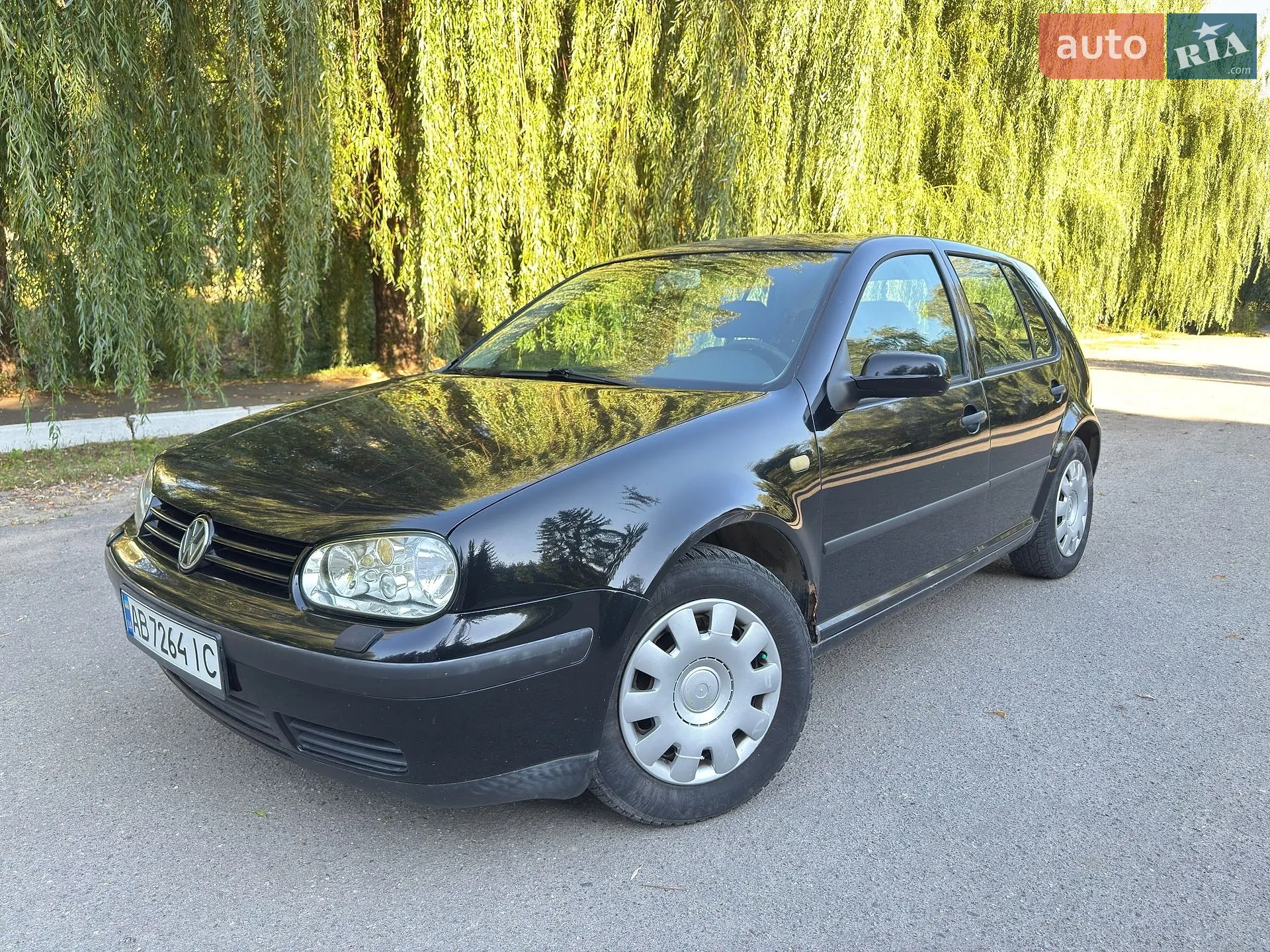 Volkswagen Golf, 2002