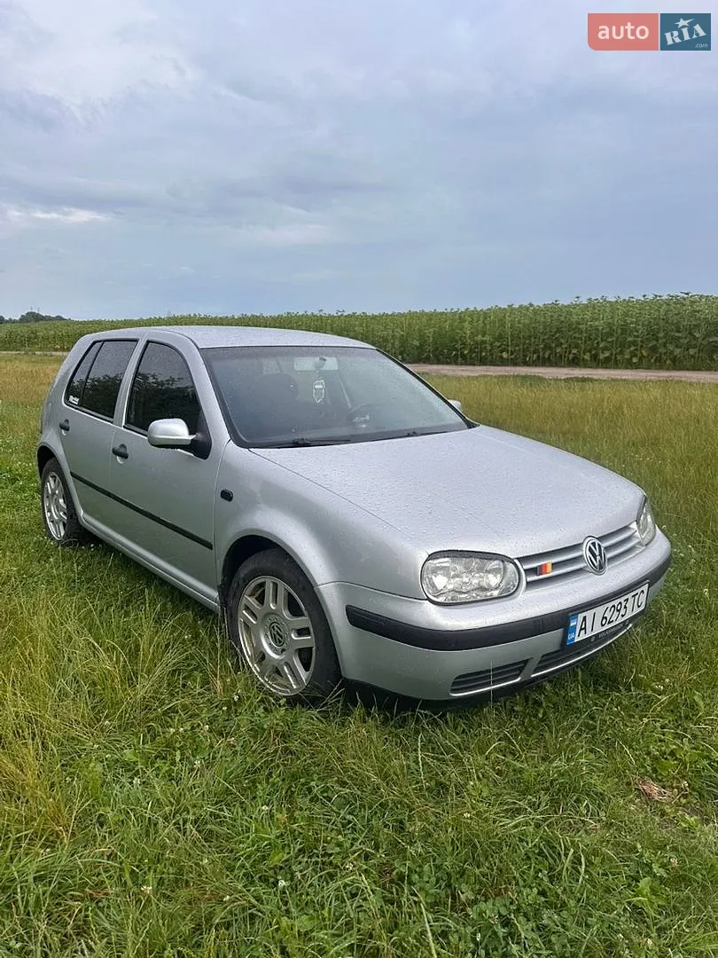 Volkswagen Golf, 2002