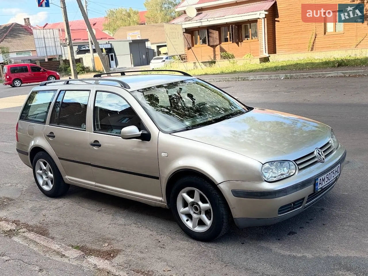 Volkswagen Golf, 2004