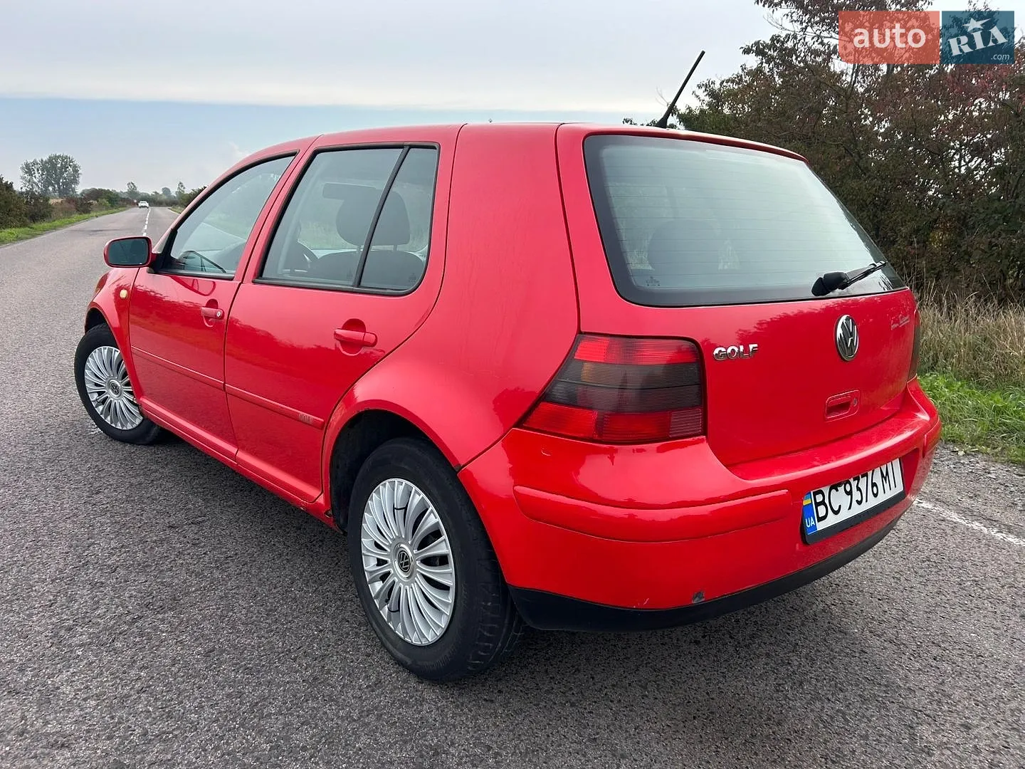 Volkswagen Golf, 1998