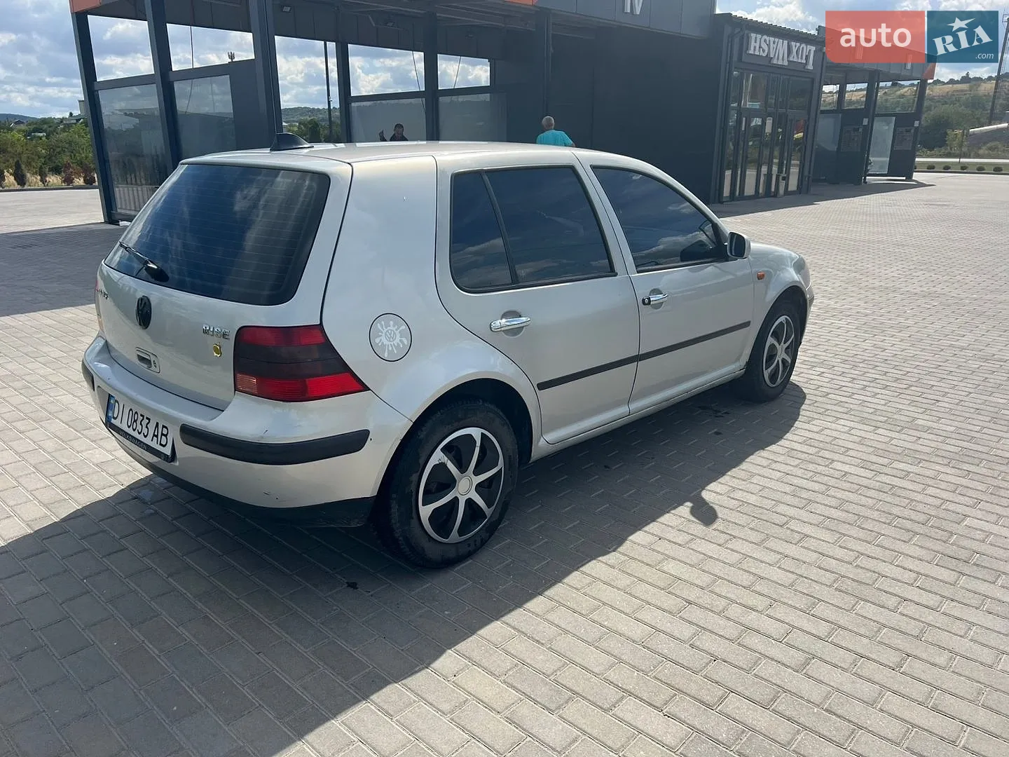 Volkswagen Golf, 1998