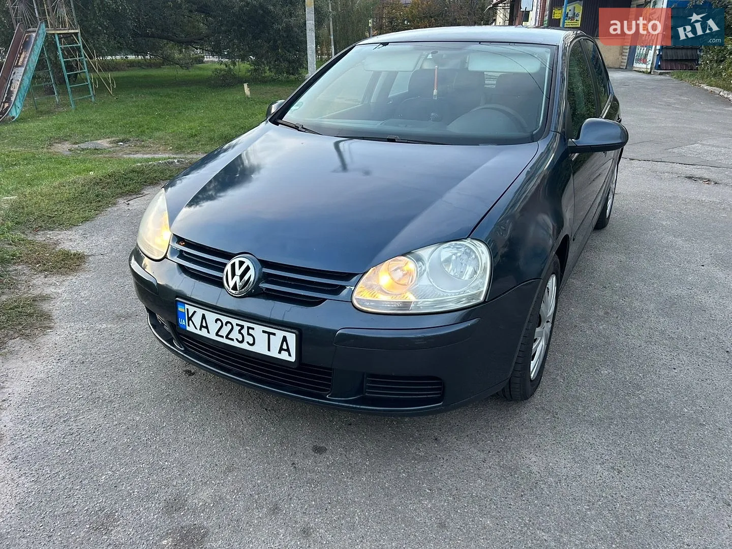 Volkswagen Golf, 2005