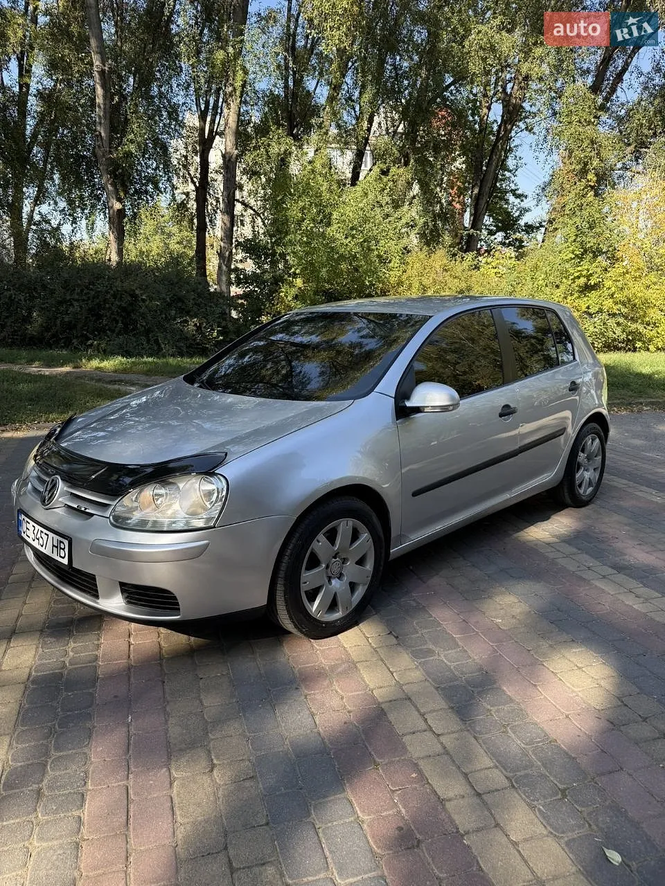 Volkswagen Golf, 2004