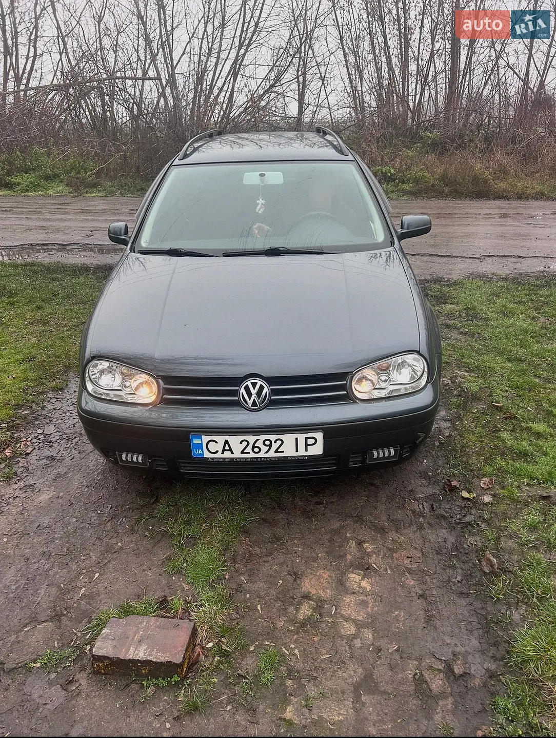 Volkswagen Golf, 2001