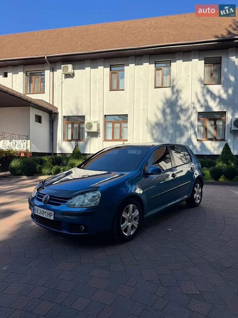 Volkswagen Golf, 2004